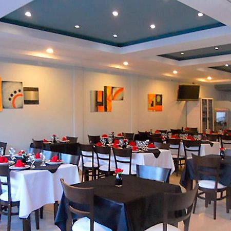 Hotel Barcelona Center Пунта Алта Екстериор снимка